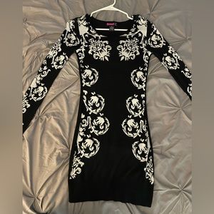 Black and white flower fitted sweater dress